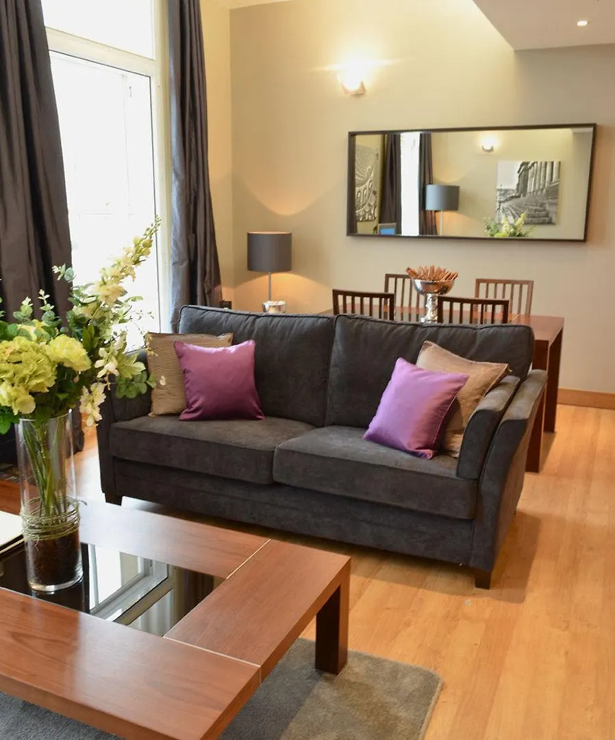 *****  Quebecs Luxury Aparthotel Leeds  Velká Británie
